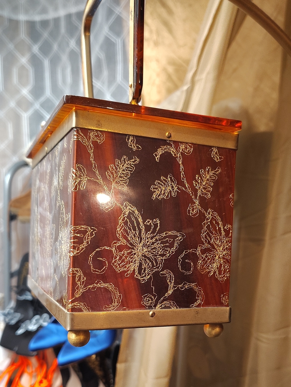 Japanese butterfly box purse - Picture 2 of 8
